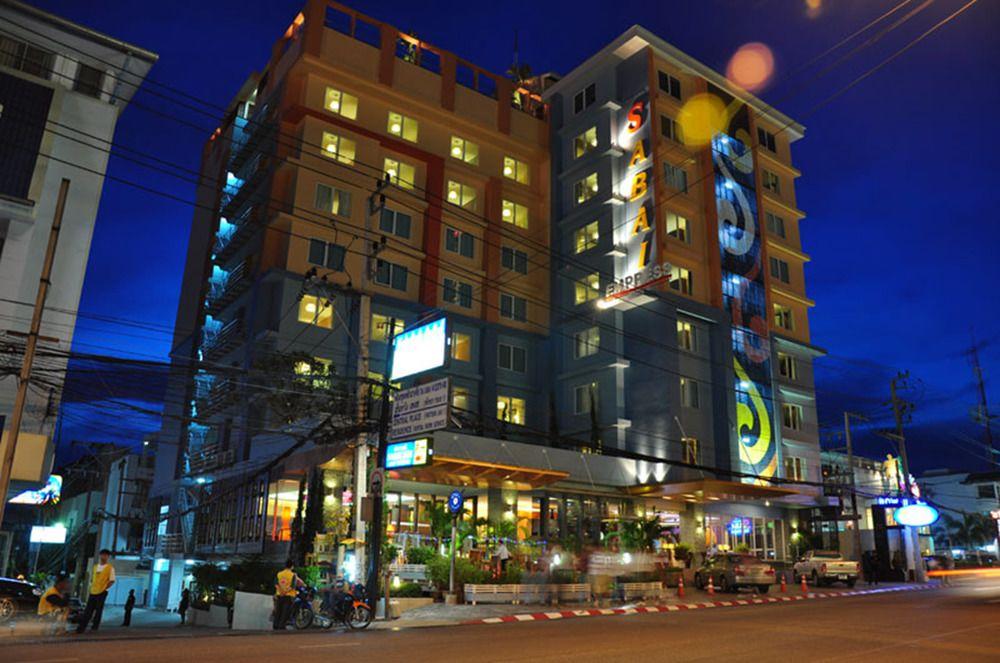 Empress Pattaya Hotel Exterior photo
