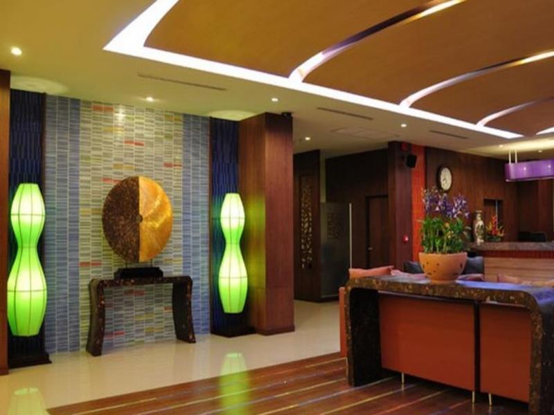 Empress Pattaya Hotel Exterior photo